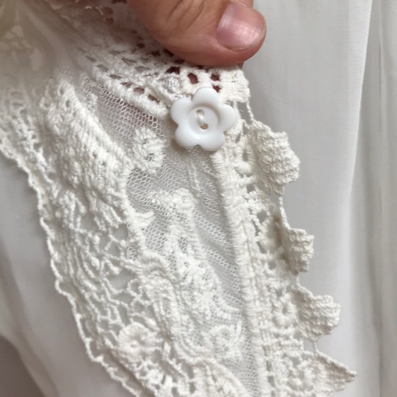 Shear Lacey Cover Up - Picture 2 of 4